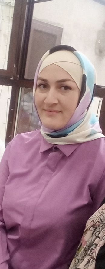 Педагогический работник Джигараева Раисат Айдимеровна.